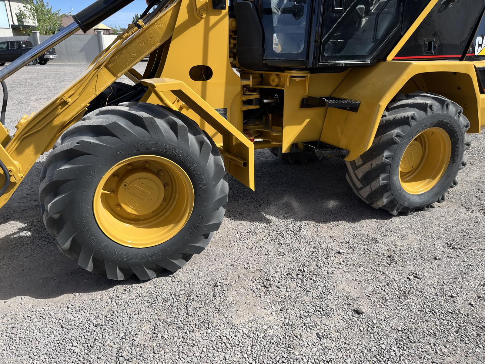 ./imagenes/INVOICE/2019/15623/CARGADOR FRONTAL CATERPILLAR 908 (6).JPG